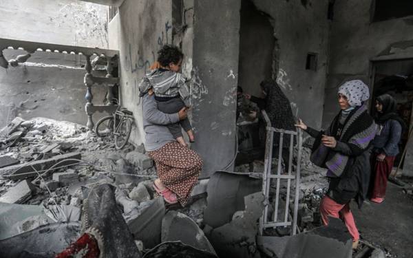 İsrail'in Gazze saldırılarında 14 bin 280 çocuk öldü