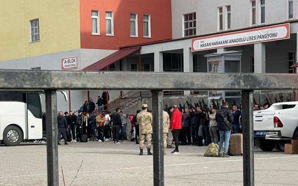 DEM Partili Karahancı: Kars halkının iradesini taşıma oyla gasp ettiler