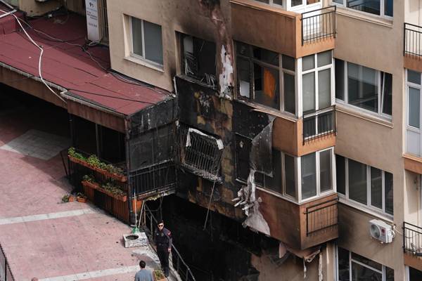 Beşiktaş’ta yangın: 29 kişi hayatını kaybetti