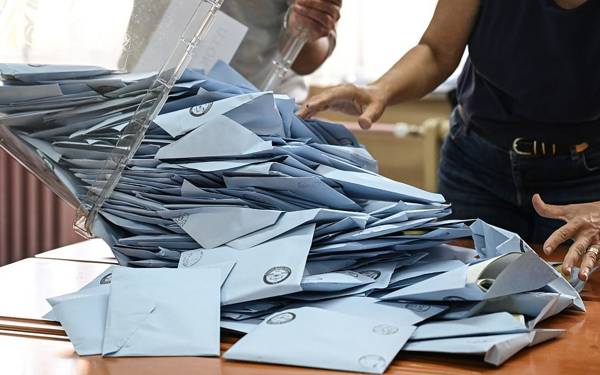 CHP'nin kazandığı Gaziosmanpaşa'da oylar yeniden sayılıyor