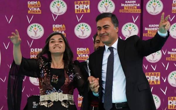 DEM appeals decision to mandate AKP candidate in Van
