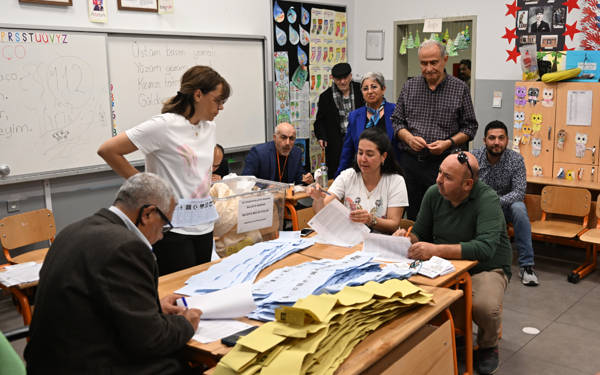 İstanbul’da AKP 2, CHP de 6 ilçede seçime itiraz etti