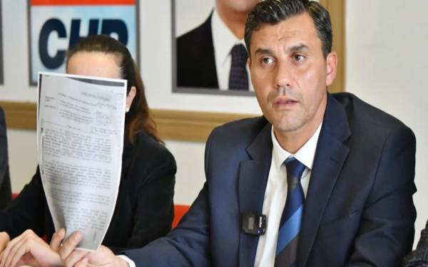 MHP'li eski başkanı seçim haftası 1 milyon TL'ye kuruyemiş almış