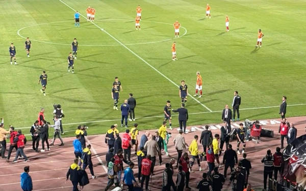 Urfa'da final maçı: Fenerbahçe çekildi, Galatasaray kupa kaldıramadı