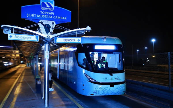 İstanbul’a 'yeşil metrobüs' geliyor