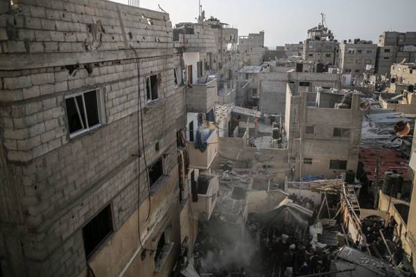 İsrail, Refah kentinde “tahliye operasyonu” başlattı