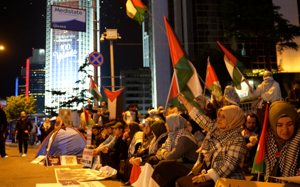 İsrail'in İstanbul Başkonsolosluğu önünde Gazze için nöbet eylemi