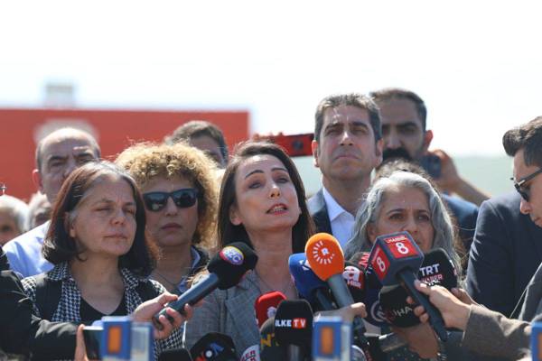 Verdict reached in Kobanî trial: Demirtaş receives 42-year prison sentence