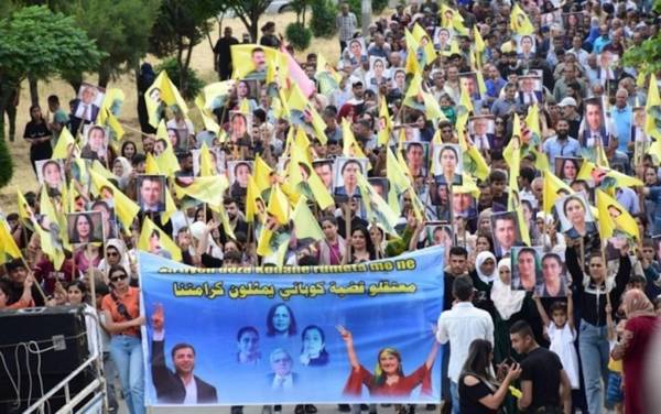 Kobanê Davası kararları Kobanê'de protesto edildi