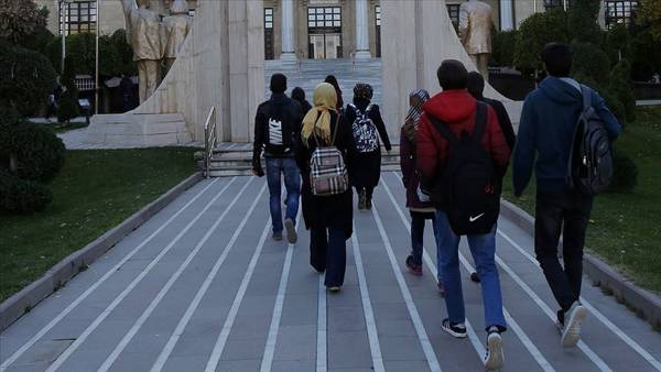 Turkey attracts global students, but not without challenges