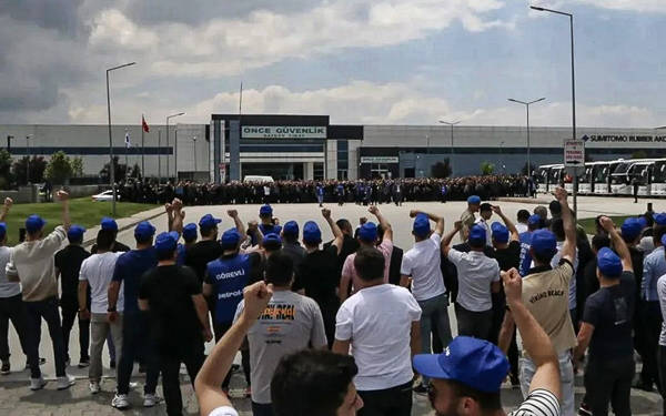 Çankırı: Orta Anadolu’nun en büyük lastik fabrikasında 2 bin 500 işçi greve çıktı