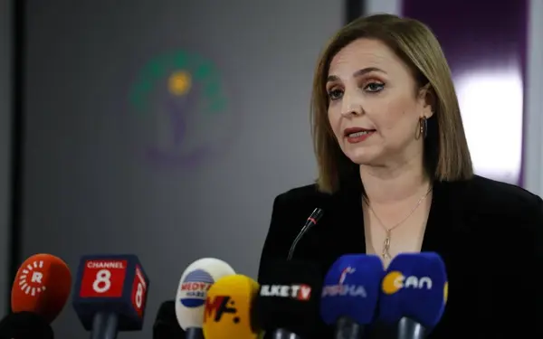 DEM Party Spokesperson Ayşegül Doğan banned from leaving the country