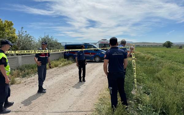 Kayseri'de eğitim uçağı düştü: İki asker hayatını kaybetti