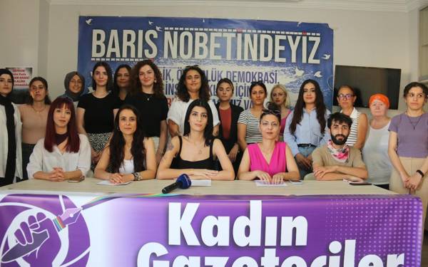 Mersin'de Kadın Gazeteciler Derneği Kuruldu