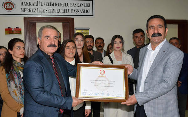 Hakkâri Belediye Başkanı Mehmet Sıddık Akış’a 19 yıl 6 ay hapis cezası