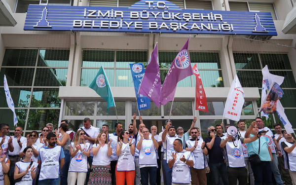 İzmir’de belediye çalışanlarının eylemi üçüncü gününde
