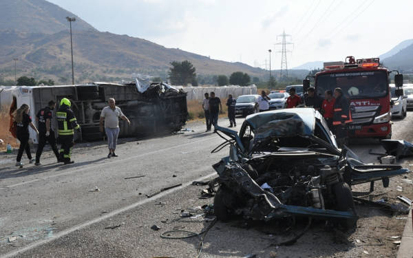 Akkuyu NGS işçilerini taşıyan servis kaza yaptı: 2 ölü