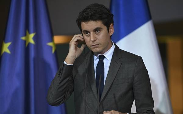 Fransa Başbakanı Attal istifasını sundu, Macron 'şimdilik kal' dedi