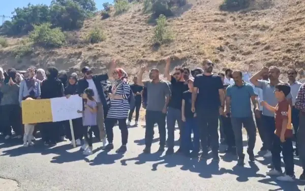 Workers protest layoffs at Erzincan gold mine after deadly landslide