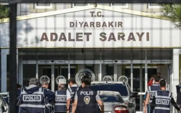 /haber/confessor-in-diyarbakir-child-murder-case-brought-to-courthouse-299490