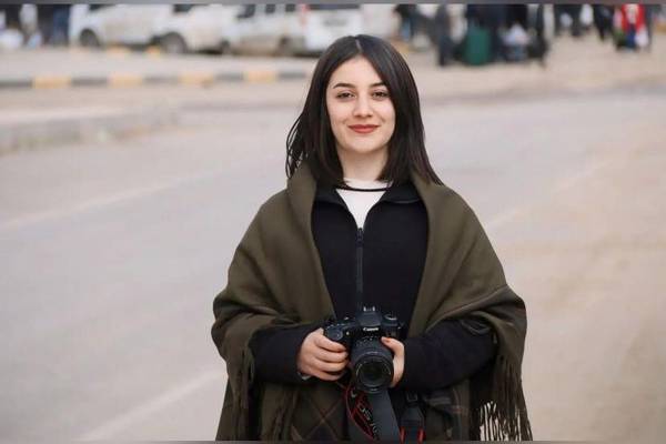 Prosecutor declines to take Kurdish journalist’s testimony despite home raid, arrest warrant