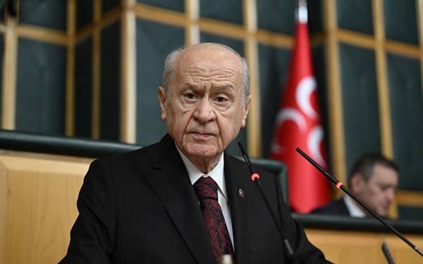 Bahçeli: Halk TV ve CHP ayağınızı denk alın