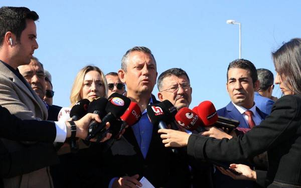 /haber/chp-leader-visits-demirtas-in-prison-amid-renewed-peace-process-talk-300962