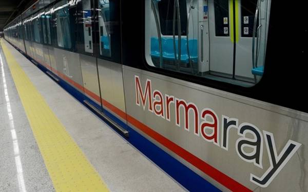 Marmaray'da güvenlik görevlisi yolcuyu vurdu