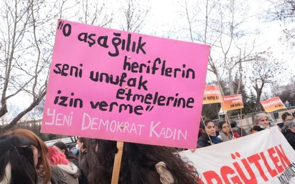 /haber/fail-degil-magdur-yargilaniyor-arzu-senanin-mucadelesi-tum-kadinlarin-302033