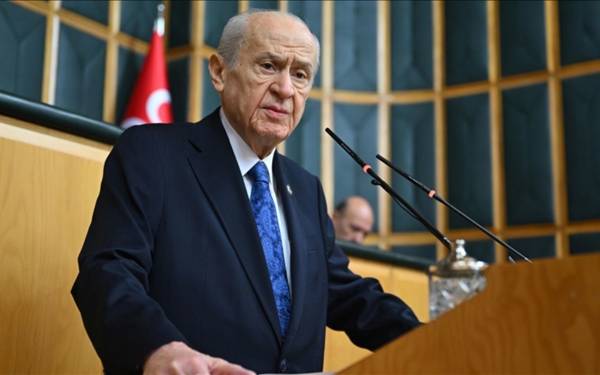 Bahçeli'den İmralı açıklaması: Beklenen çağrı bir an önce yapılmalı