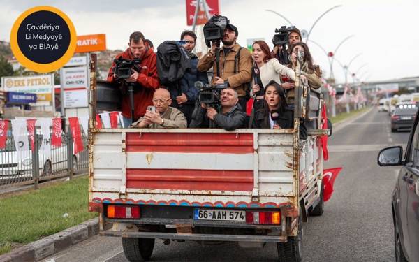 Li Tirkiyeyê ne Roja Azadiya Çapemeniyê ya Cîhanê ye, zilm heye ku li rojnamegeran dikin