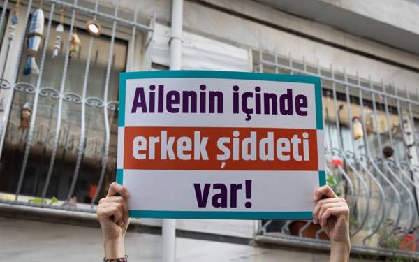 “İstanbul Sözleşmesi’nden çıkınca katillerin sırtı sıvazlandı”