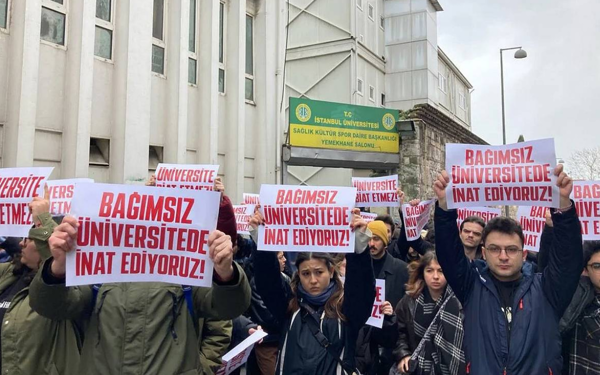 Yüksek lisans diploması silinmeyen İmamoğlu artık 'lise mezunu' görünecek