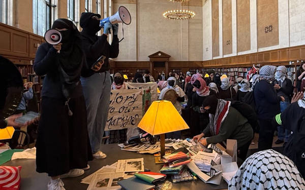 Columbia Üniversitesi’nden Filistin destekçisi öğrencilere uzaklaştırma