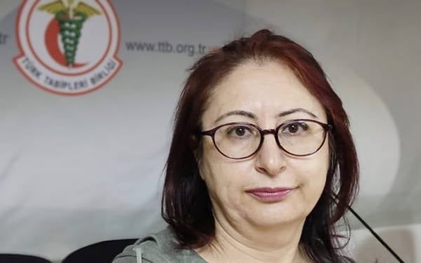 Sağlık Bakanlığı Dr. Ayşe Uğurlu