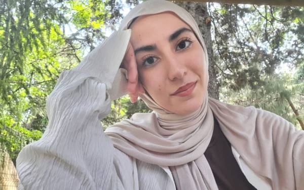 Ahsen İpek: Feminizm tam olarak haklarımı tanıma sürecidir