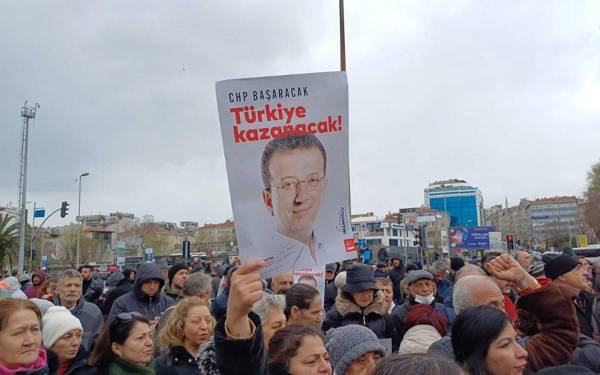 /haber/ibbye-yonelik-yolsuzluk-sorusturmasinda-5-dalga-gozalti-karari-sayisi-49a-cikti-308008