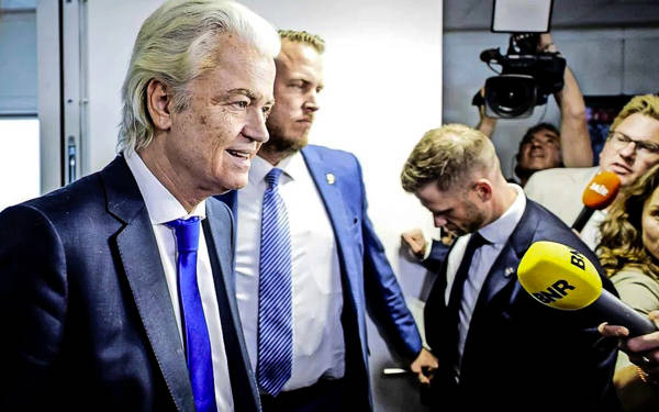 Hollanda: Ya Wilders başa, ya hükümet düşe!