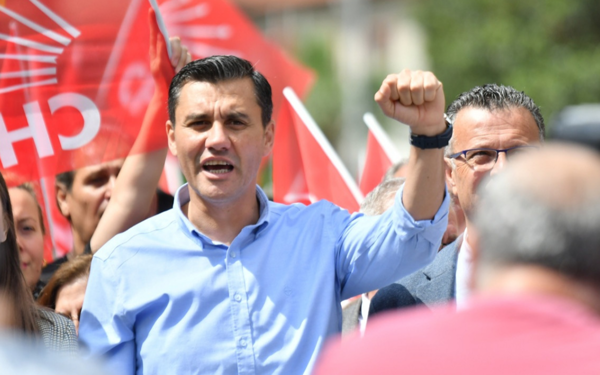 /haber/ferdi-zeyrek-nakil-edilmeyecek-hasar-goren-organlarin-iyilesmesi-bekleniyor-308183