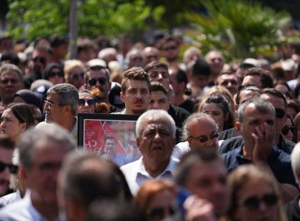 İmamoğlu’ndan Ferdi Zeyrek vedası: Ruhuyla hep bizimle olacak