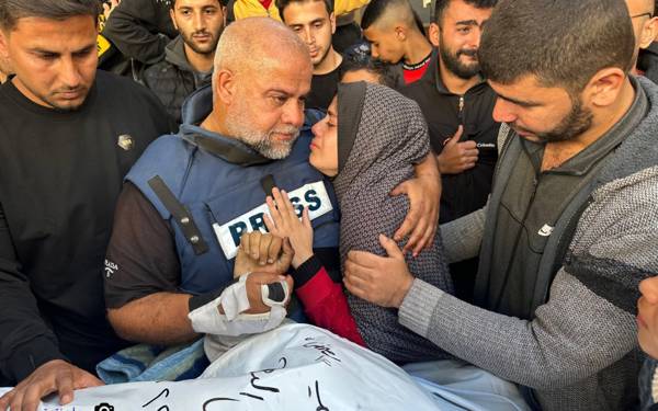 /haber/gazzede-gazeteci-olmak-kaybedilen-yakinlar-yasanan-zorluklar-308462