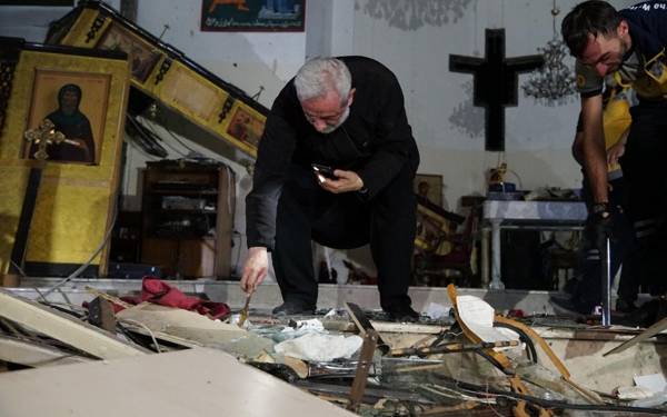 Şam’daki kilise saldırısının görgü tanığı: Şans eseri kurtuldum