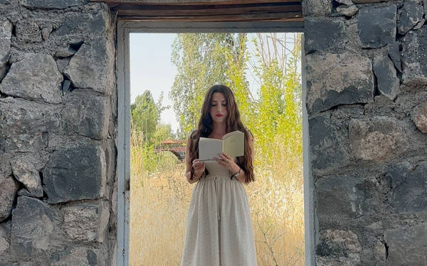 “Şiir bir hafıza, bir dua, bazen de suskunluk hâli”