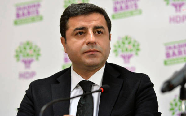 /haber/dem-parti-aihm-kararinin-ardindan-selahattin-demirtas-icin-tbmm-ye-basvurdu-309304