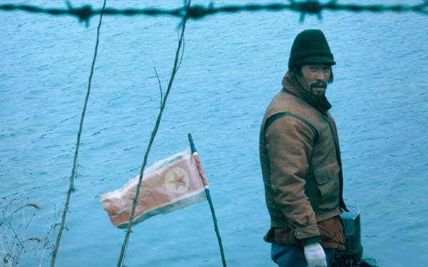 Güney Kore, aylar önce ülke sularına sürüklenen 6 Kuzey Koreli balıkçıyı iade etti