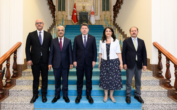 DEM Parti İmralı Heyeti: Komisyon bu hafta kuruluyor