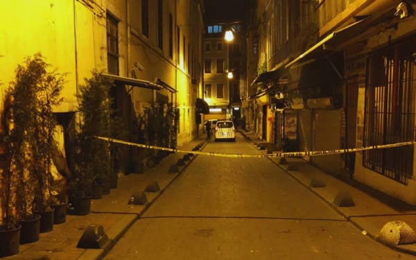 Beyoğlu’nda trans kadınlara drone’lu baskın: “Korkuyoruz, çalışamıyoruz”
