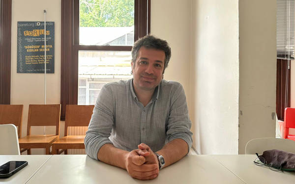 “Gençlere kendi sorunlarını dile getirebildikleri bir alan açmak gerekiyor”