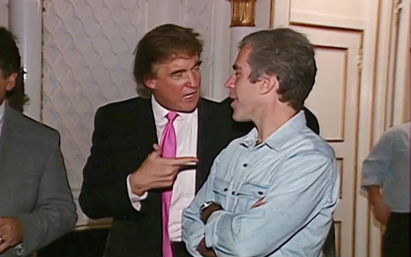 ABD Başkanı Trump’a, Epstein dosyalarında adının geçtiği bildirildi