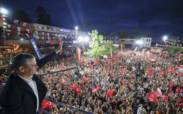 Özgür Özel: "CHP'nin olduğu yerden değil, olmadığı yerden korkun"